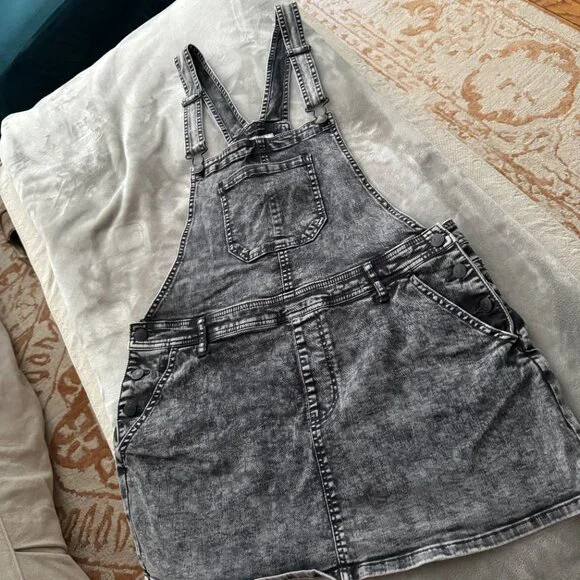 Like New Forever 21 Black Acid Wash Overall Dress Sz 31 - Picture 7 of 7